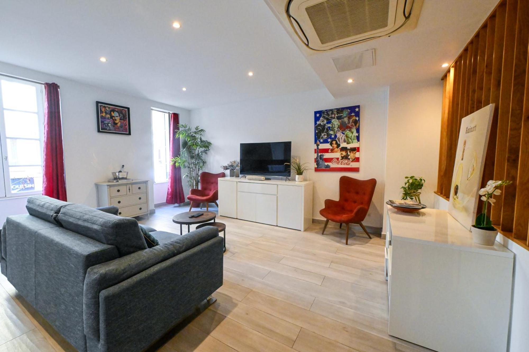 Loft Place Massena Avec Terrasse Apartment Nizza